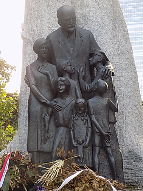 Monumento a Janusz Korczac