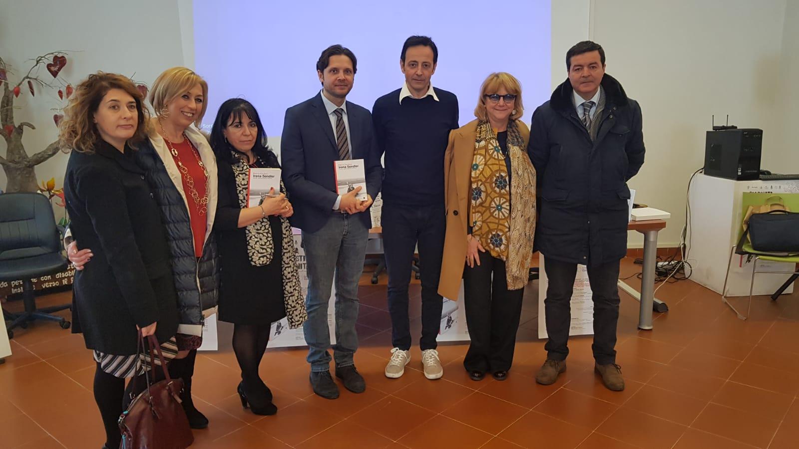 Con il Presidente del Museo Palatucci Marcello Naimoli, il vice Presidente Michele Aiello, la Dirigente Antonella Maucione, la Dirigente Titti Gibboni
