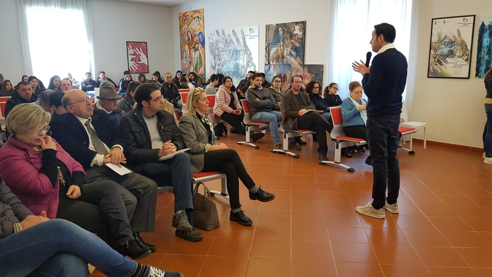 Roberto Giordano durante la presentazione del libro presso il Museo Palatucci in Capagna (SA)